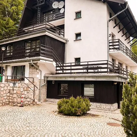 홈스테이 Pod Skocznia 카르파츠